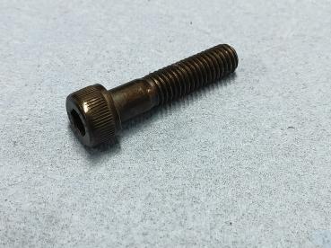 Zylinderschraube Innensechskant 8x35 für Suzuki