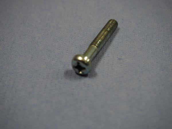 Linsenkopfschraube 6x40 für Suzuki