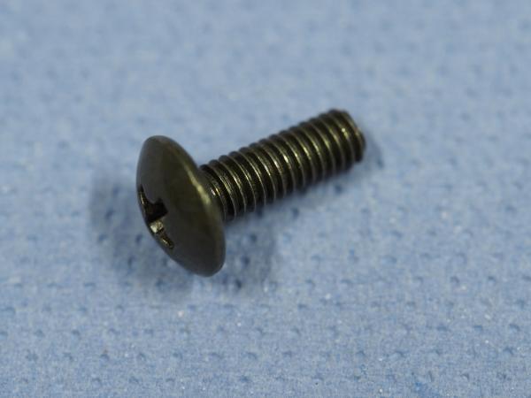 Halbrundkopfschraube 4x12 für Suzuki