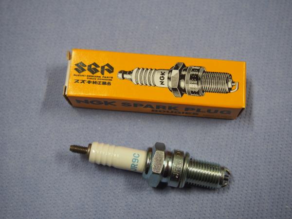 Zündkerze JR9C für Suzuki