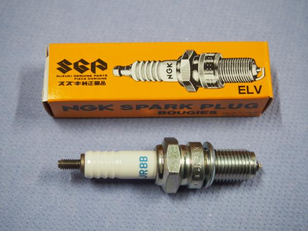 Zündkerze JR8B für Suzuki