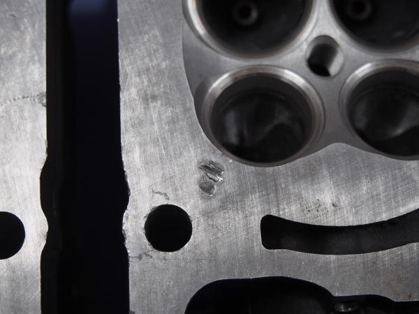 Zylinderkopf für Suzuki GSX-R1100 W - beschädigt