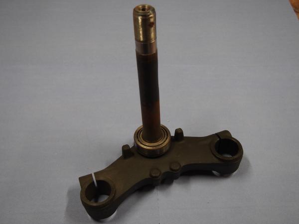 Gabelbrücke unten für Suzuki GR650