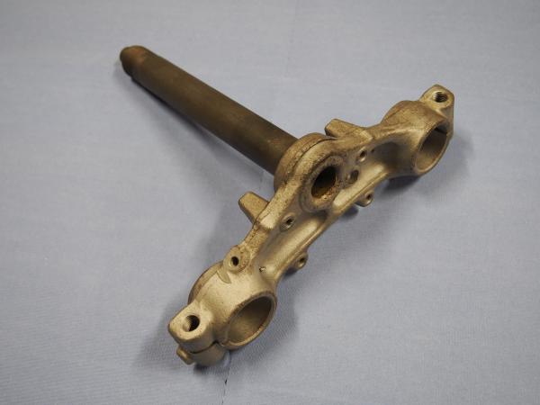 Gabelbrücke unten für Suzuki TS50