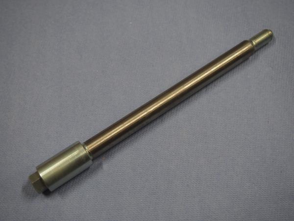 Achse vorne für Suzuki LS650