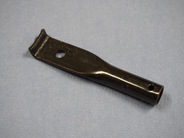 Verkleidungshalter unten für Suzuki RGV250